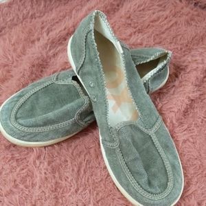 ROXY flats size 7